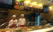 В петербургском ТРЦ «Европолис» открылись сразу два сетевых ресторана: «Сбарро» и «Восточный Базар»