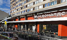 Единственный в России франчайзи McDonald`s притормозил