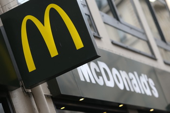 Встречайте самый большой McDonald's в мире!